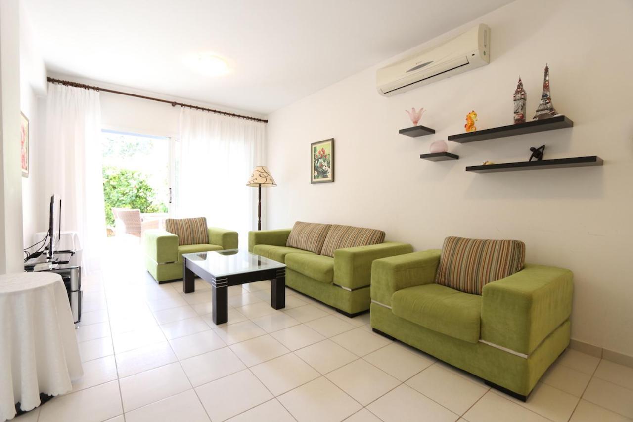 Victor Apartment Paphos Esterno foto