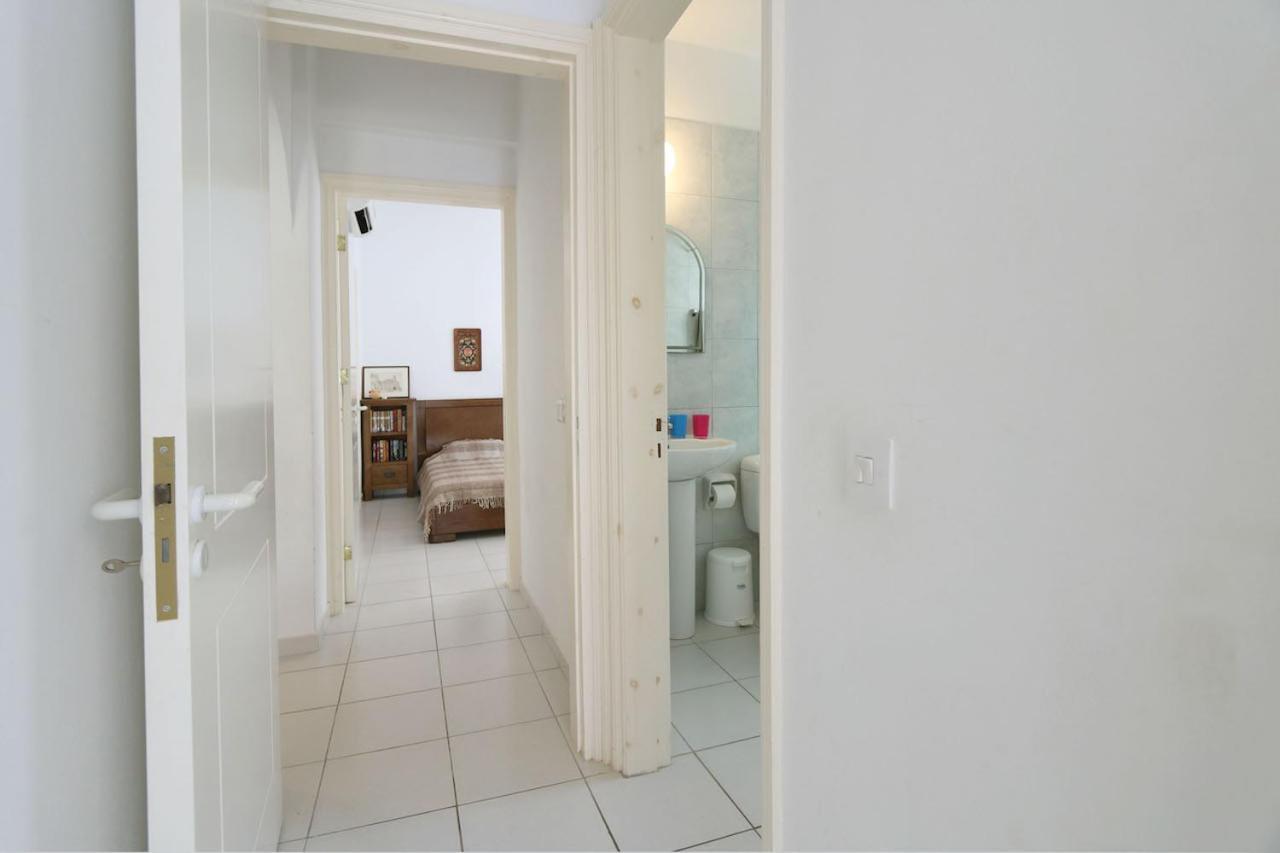 Victor Apartment Paphos Esterno foto
